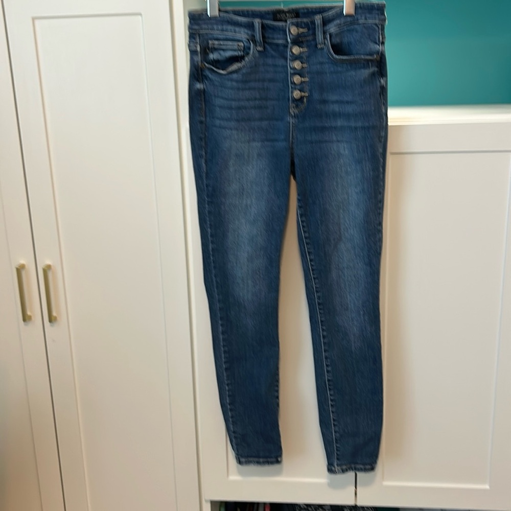Judy Blue button front jeans in size 9/29.